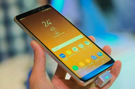 Samsung Galaxy A8 star