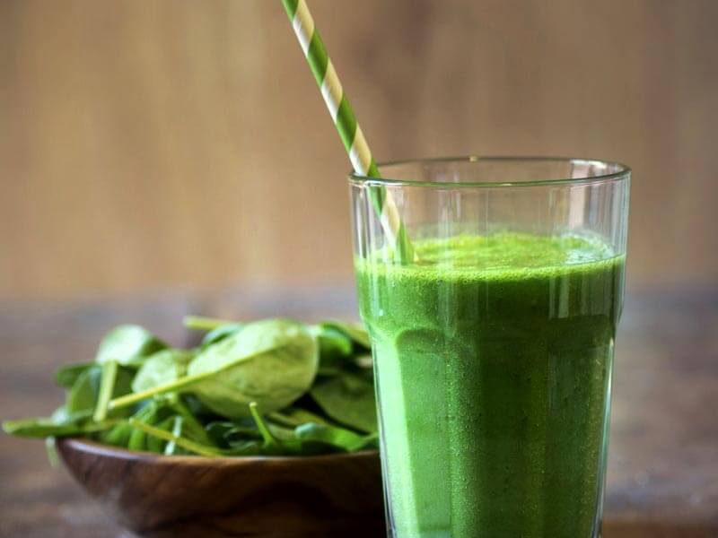 juice your spinach to get its maximum benefit