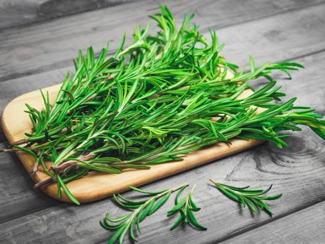 Herbs that will help you to get a glowing skin