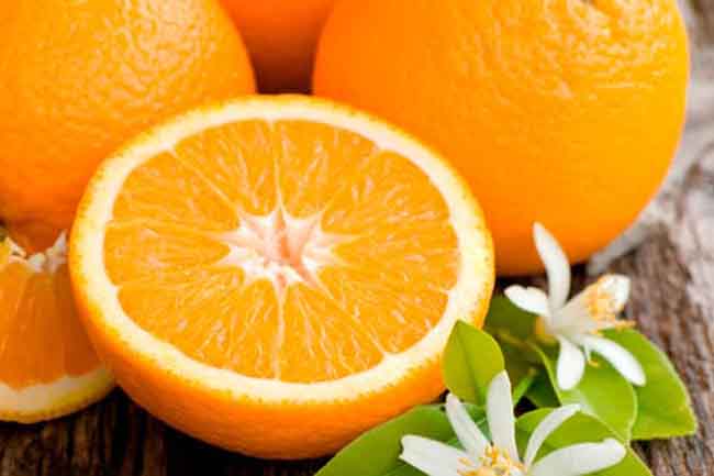 सिर्फ 15 मिनट लगाएं ये फेस पैक और बनाए चेहरे को गोरा