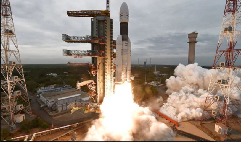 ISRO के Chandrayaan2 का सफल प्रक्षेपण, भारत को है ये फायदा-Youth Express