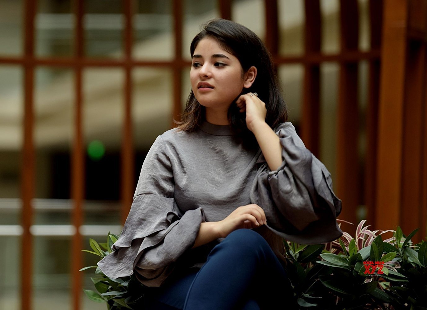Zaira Wasim का नहीं हैक हुआ है अकॉउंट, ट्वीट कर बताई -Youth Express