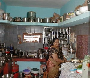 हाउसवाइफ फिट रहने के लिए