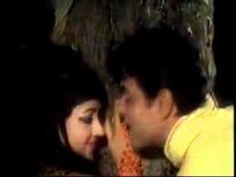 धीरे धीरे शब्दों से शुरू