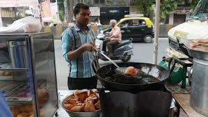 आपको मानसून में बाहर