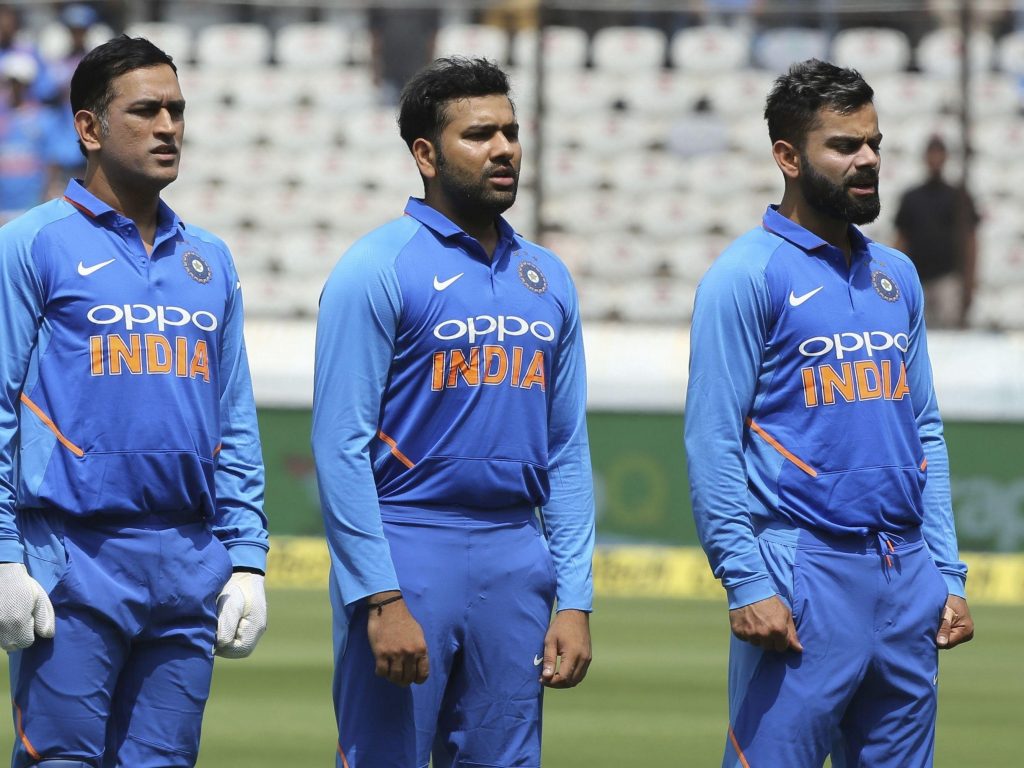 क्रिकेट के मैदान पर