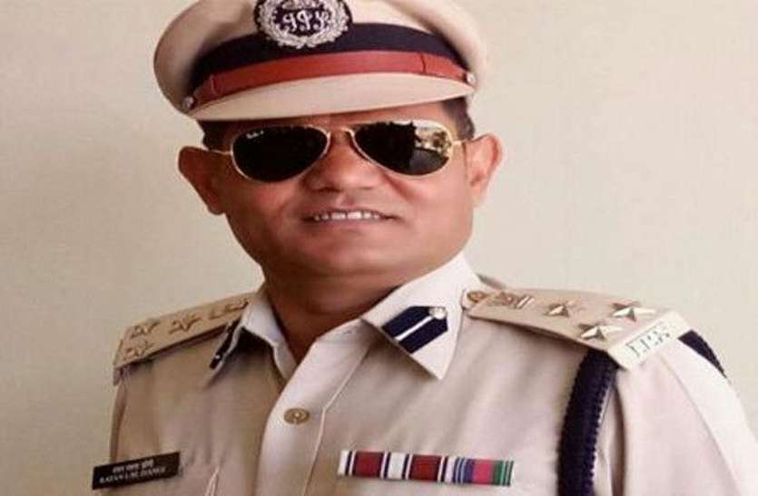 युवाओं के लिये किन कारणों से ये मुहिम चला रहे आईजी रतनलाल डांगी जानियें