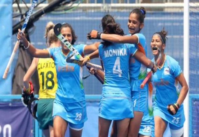 पहली बार इतिहास में ऑस्ट्रेलिया को हराकर सेमीफाइनल में पहुंची भारतीय महिला हॉकी टीम